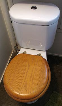 ultra high efficiency toilet